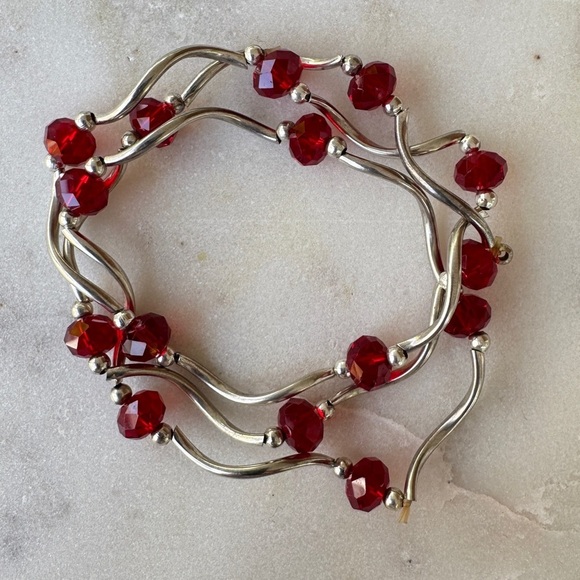 Set Of 3 Silver Tone Red Bead Coil Stretch Bracelets - Picture 3 of 5